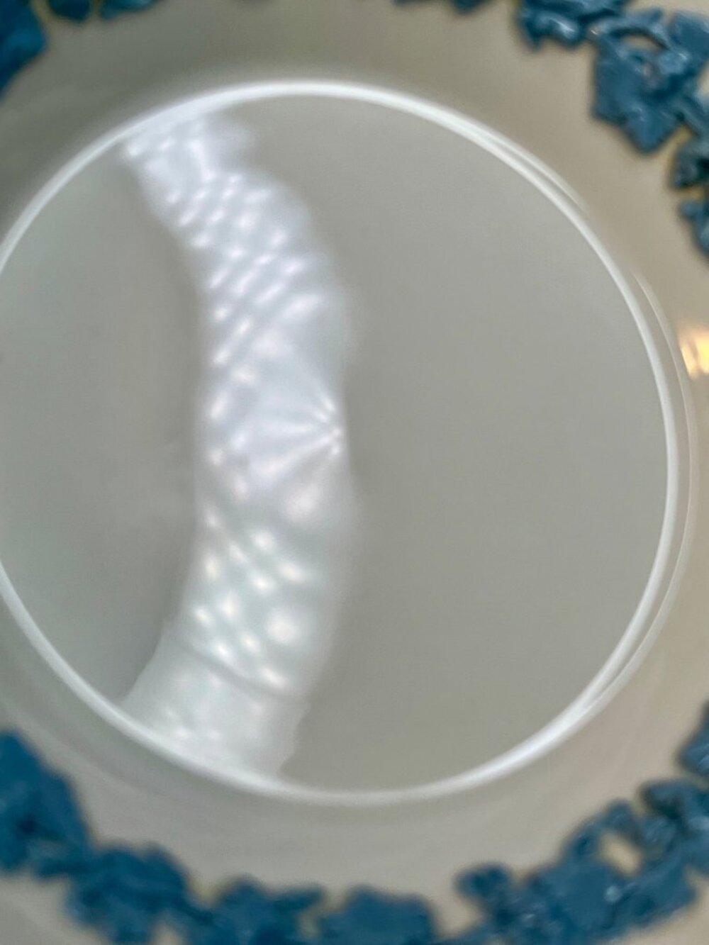 Set of 4 Wedgwood  Fruit Dessert Bowls 5" Lavender On Cream Plain Edge Embossed - Picture 12 of 16